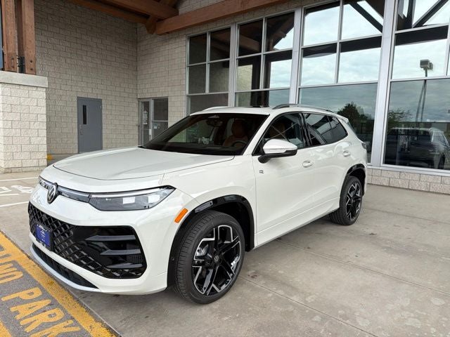 2026 Volkswagen Tiguan 2.0T SEL R-Line