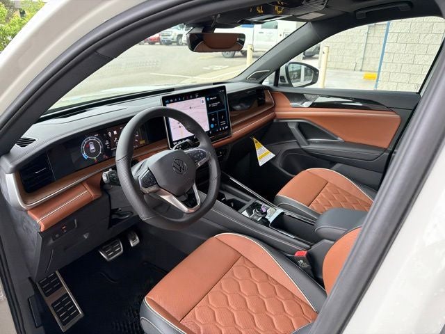 2026 Volkswagen Tiguan 2.0T SEL R-Line