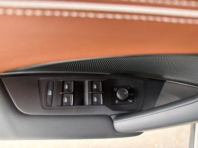 2026 Volkswagen Tiguan 2.0T SEL R-Line