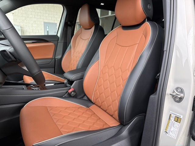 2026 Volkswagen Tiguan 2.0T SEL R-Line