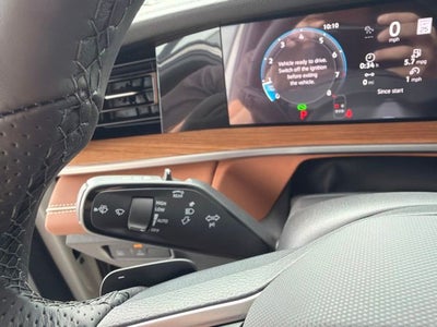 2026 Volkswagen Tiguan 2.0T SEL R-Line