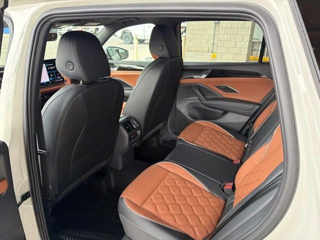 2026 Volkswagen Tiguan 2.0T SEL R-Line