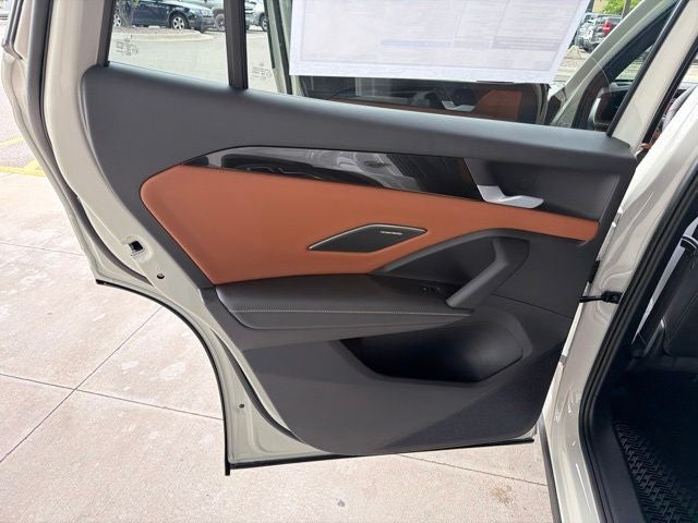 2026 Volkswagen Tiguan 2.0T SEL R-Line