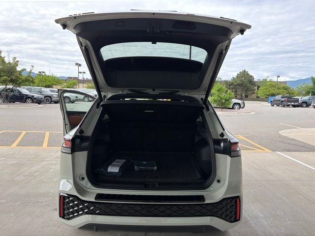 2026 Volkswagen Tiguan 2.0T SEL R-Line