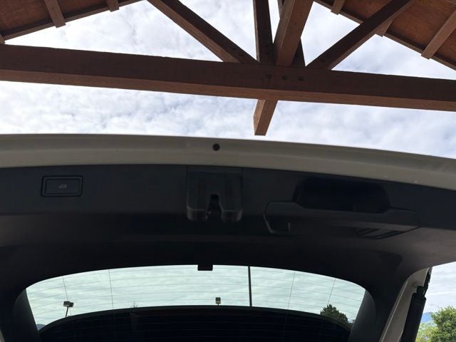 2026 Volkswagen Tiguan 2.0T SEL R-Line