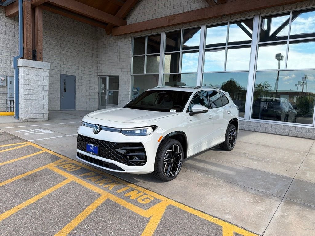 2026 Volkswagen Tiguan SEL R-Line Turbo