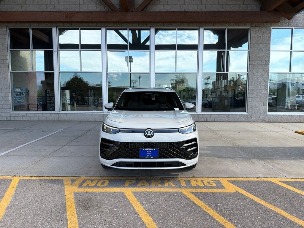 2026 Volkswagen Tiguan SEL R-Line Turbo