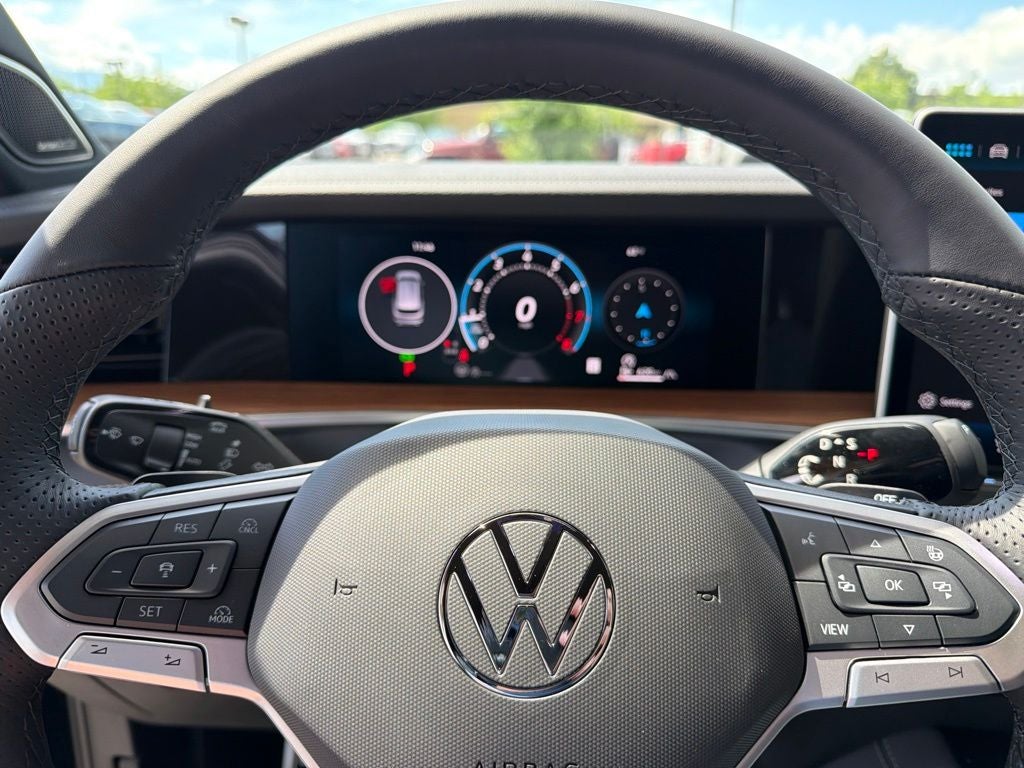 2026 Volkswagen Tiguan 2.0T SEL R-Line