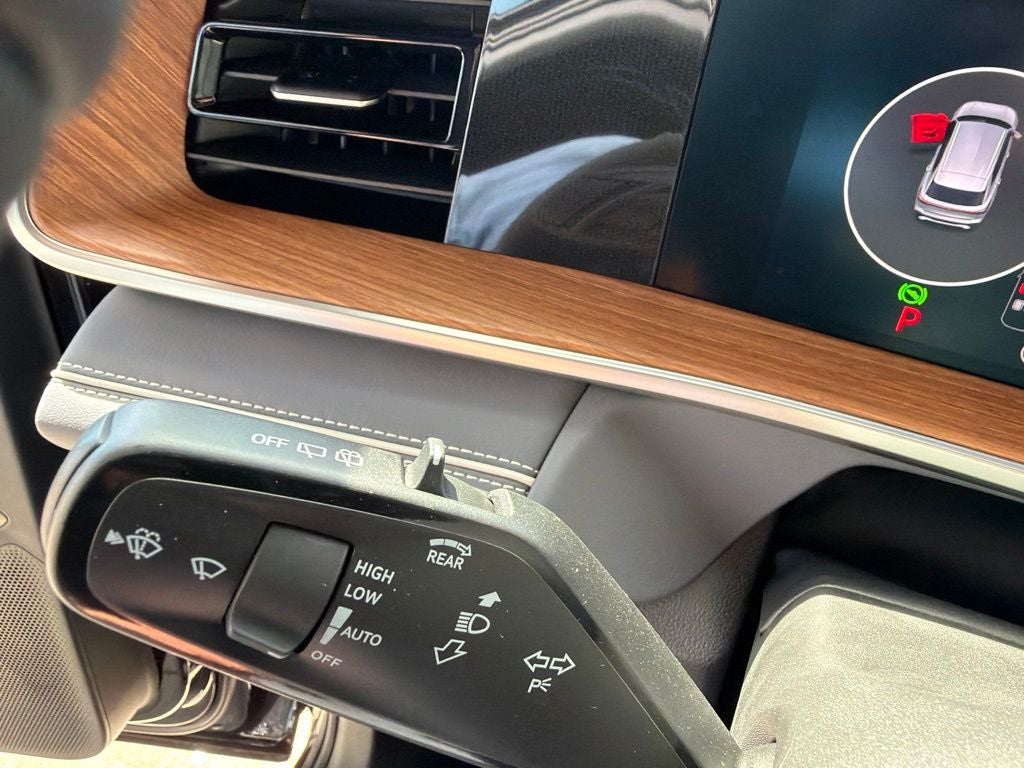 2026 Volkswagen Tiguan 2.0T SEL R-Line