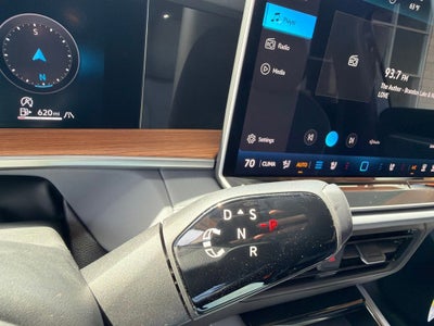 2026 Volkswagen Tiguan 2.0T SEL R-Line