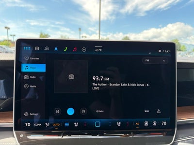 2026 Volkswagen Tiguan 2.0T SEL R-Line