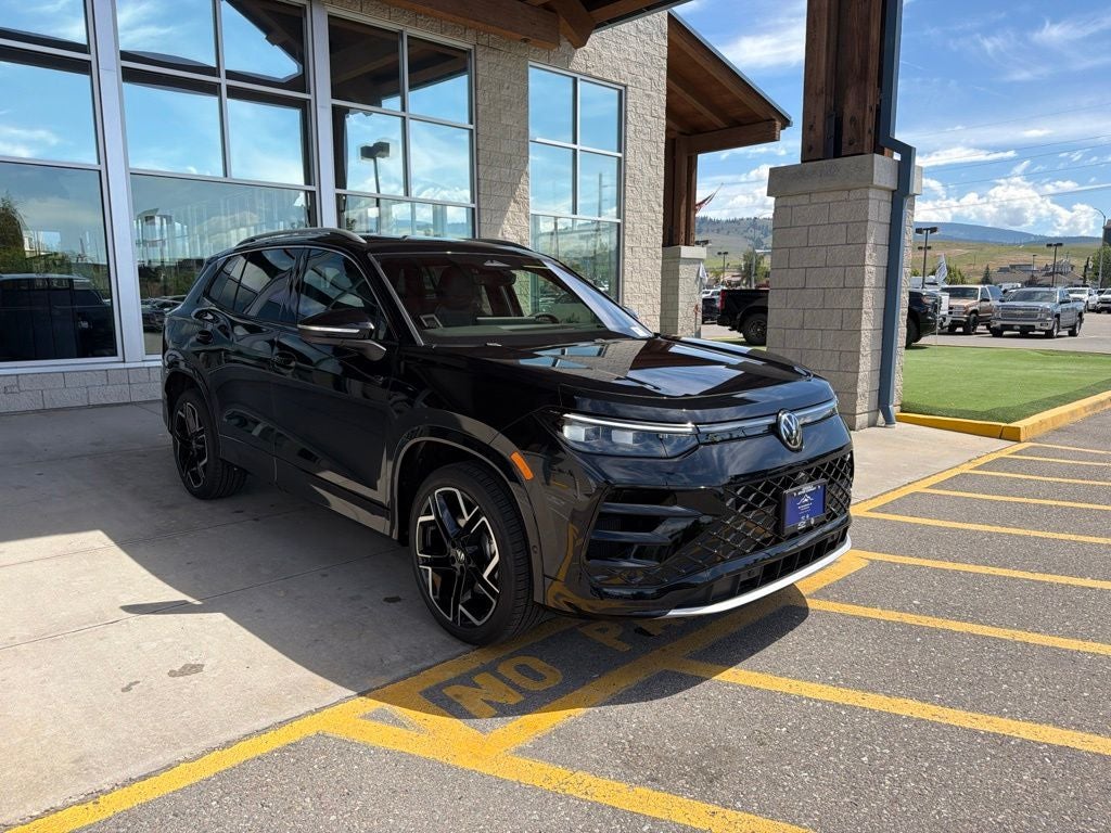 2026 Volkswagen Tiguan 2.0T SEL R-Line