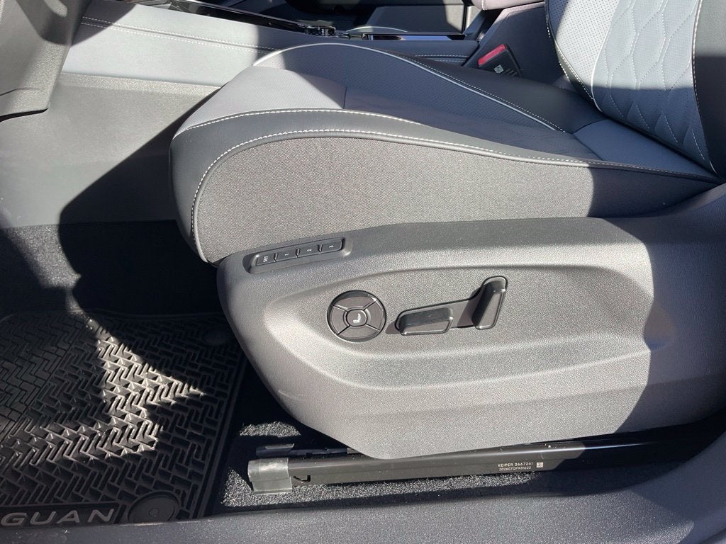 2027 Volkswagen Tiguan 2.0T SEL