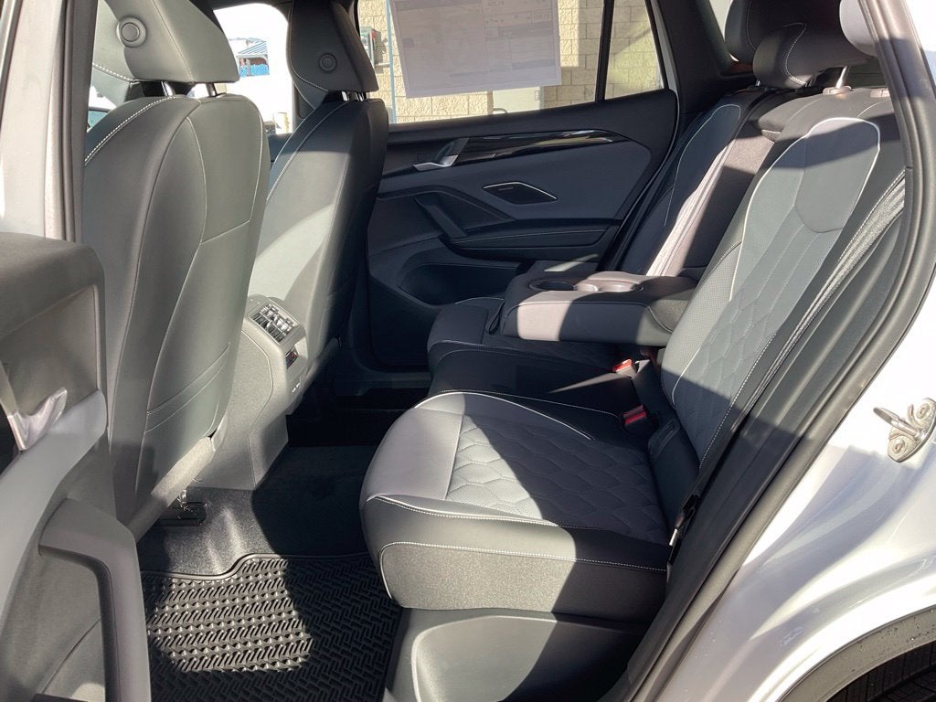 2027 Volkswagen Tiguan 2.0T SEL
