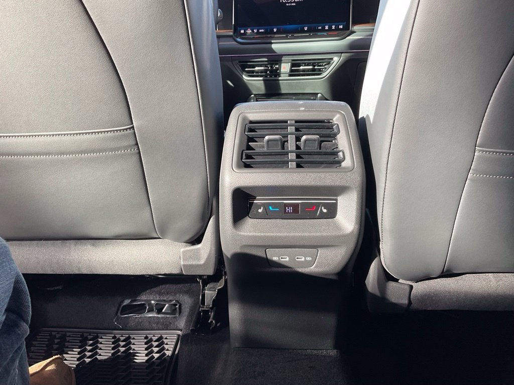 2027 Volkswagen Tiguan 2.0T SEL