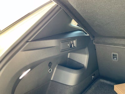 2027 Volkswagen Tiguan 2.0T SEL