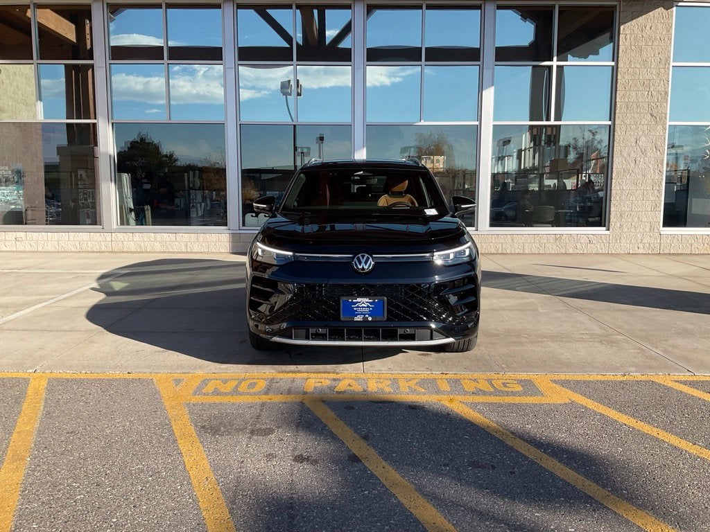2027 Volkswagen Tiguan 2.0T SEL