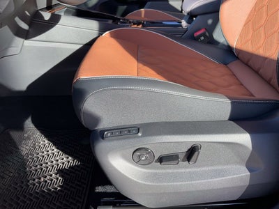 2027 Volkswagen Tiguan 2.0T SEL