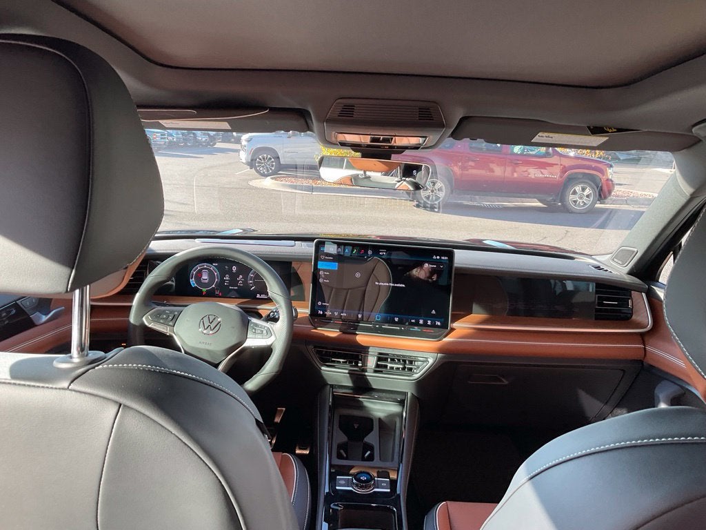 2027 Volkswagen Tiguan 2.0T SEL