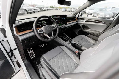 2026 Volkswagen Tiguan 2.0T SEL R-Line Turbo