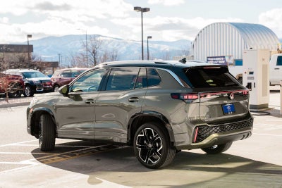 2026 Volkswagen Tiguan SEL R-Line Turbo 4MOTION