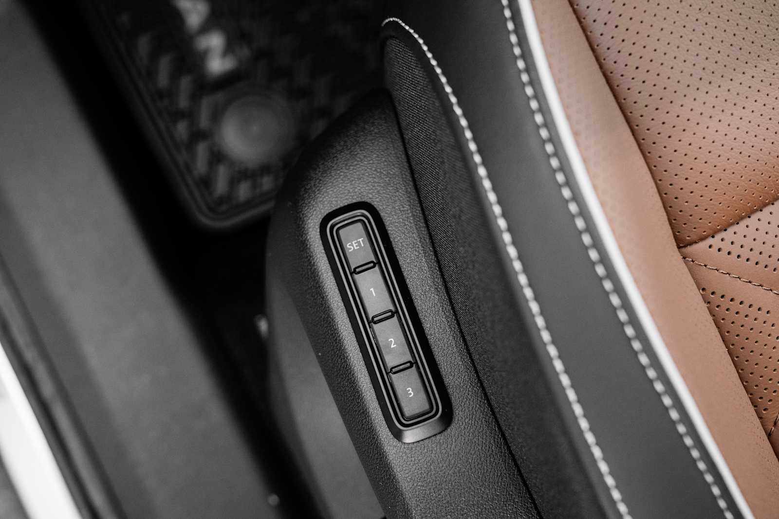 2026 Volkswagen Tiguan SEL R-Line Turbo 4MOTION