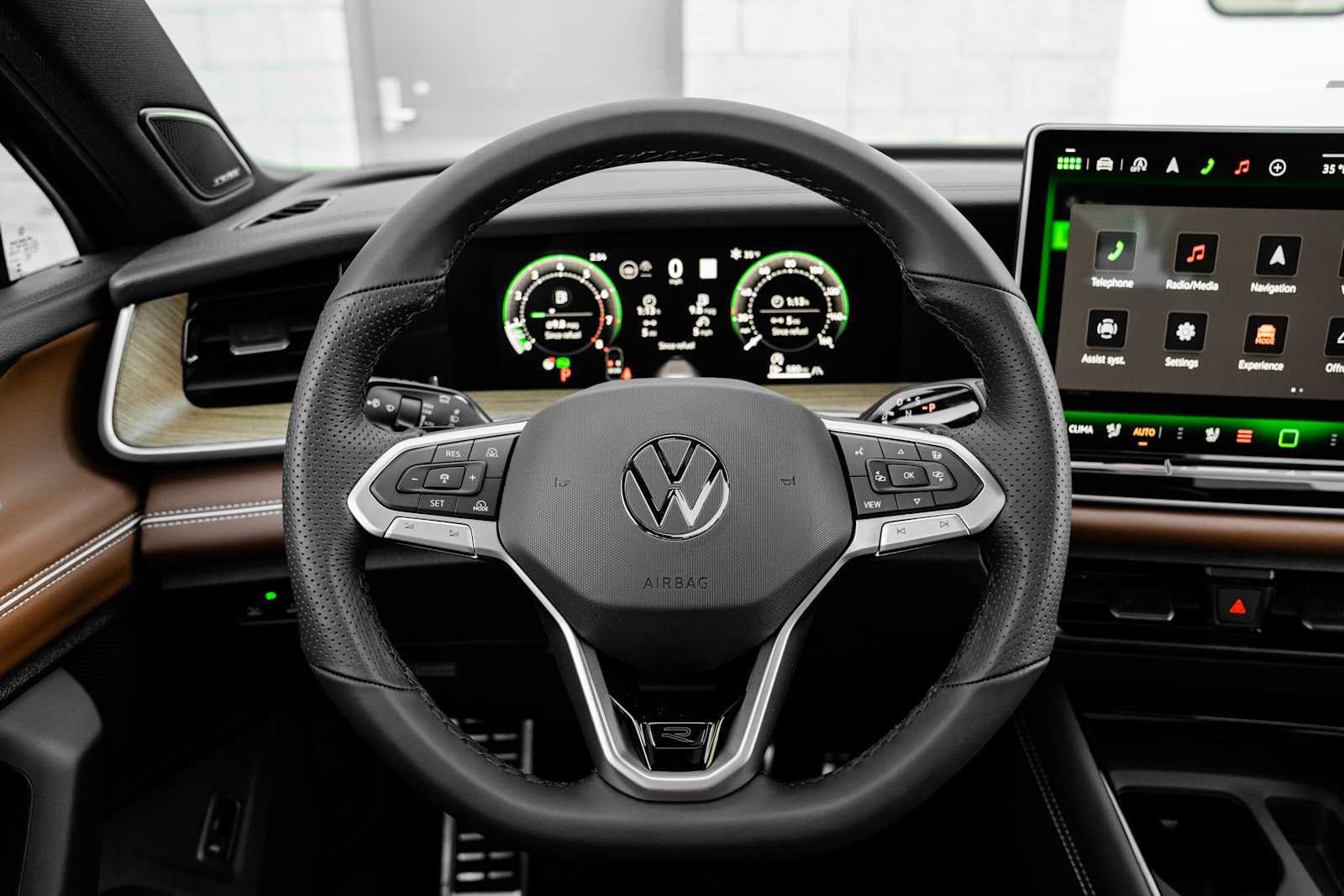 2026 Volkswagen Tiguan SEL R-Line Turbo 4MOTION