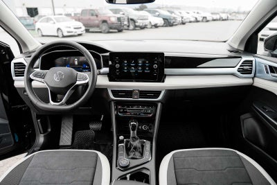 2026 Volkswagen Taos 1.5T SE