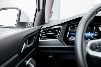 2023 Volkswagen Jetta SE