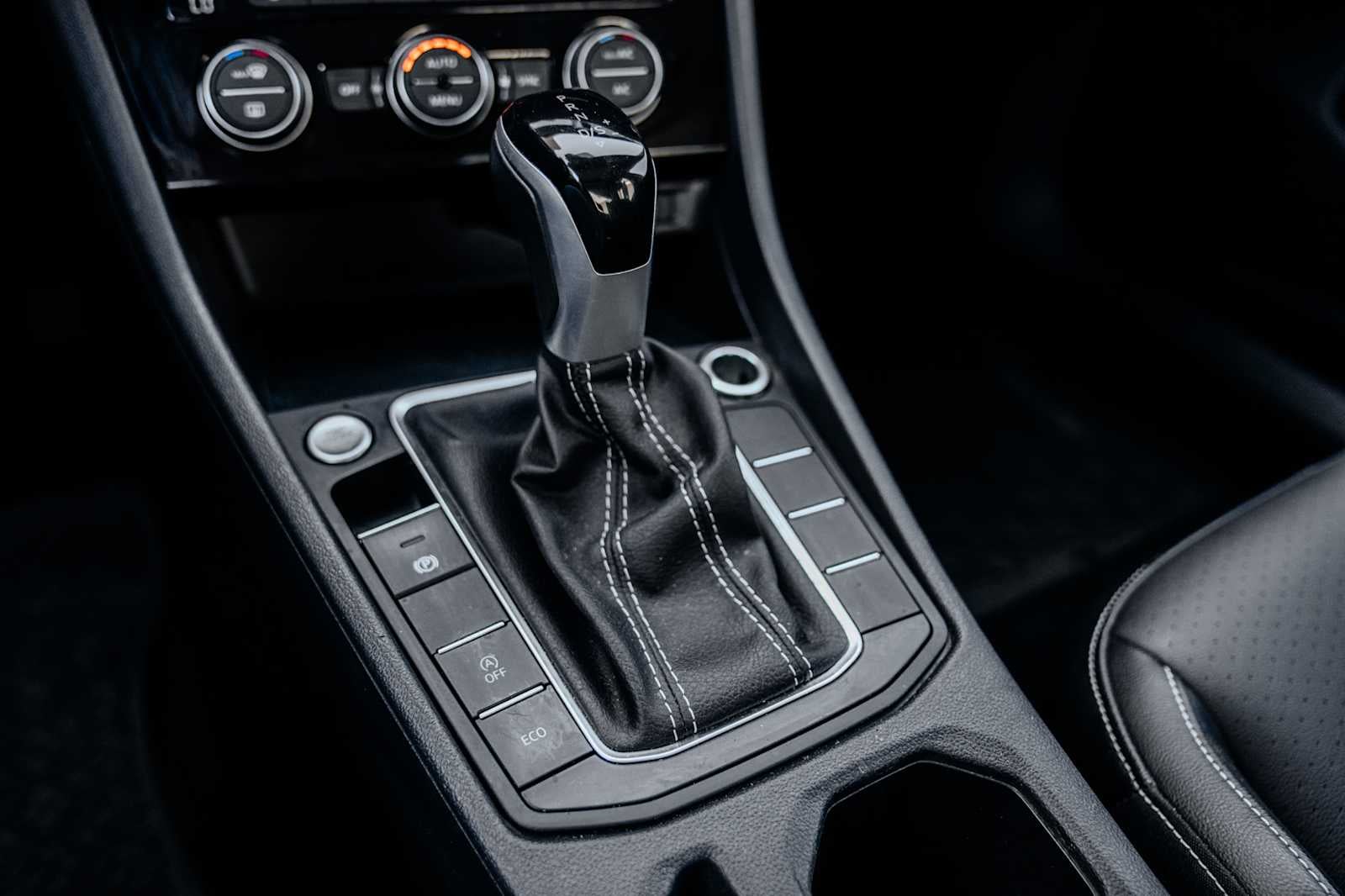 2023 Volkswagen Jetta SE