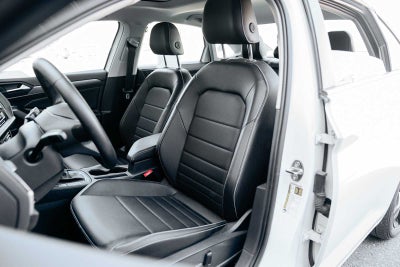 2023 Volkswagen Jetta SE