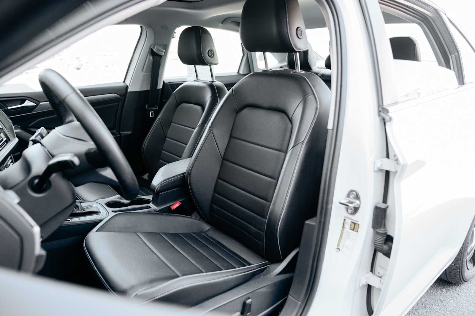 2023 Volkswagen Jetta SE