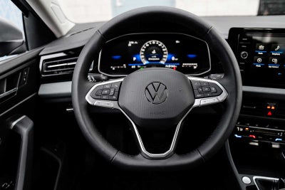 2026 Volkswagen Jetta SE FWD