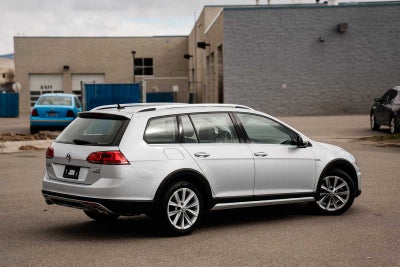 2017 Volkswagen Golf Alltrack SE