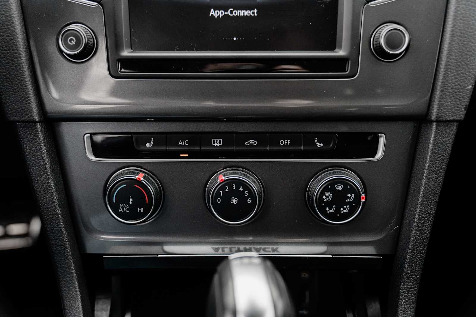 2017 Volkswagen Golf Alltrack SE