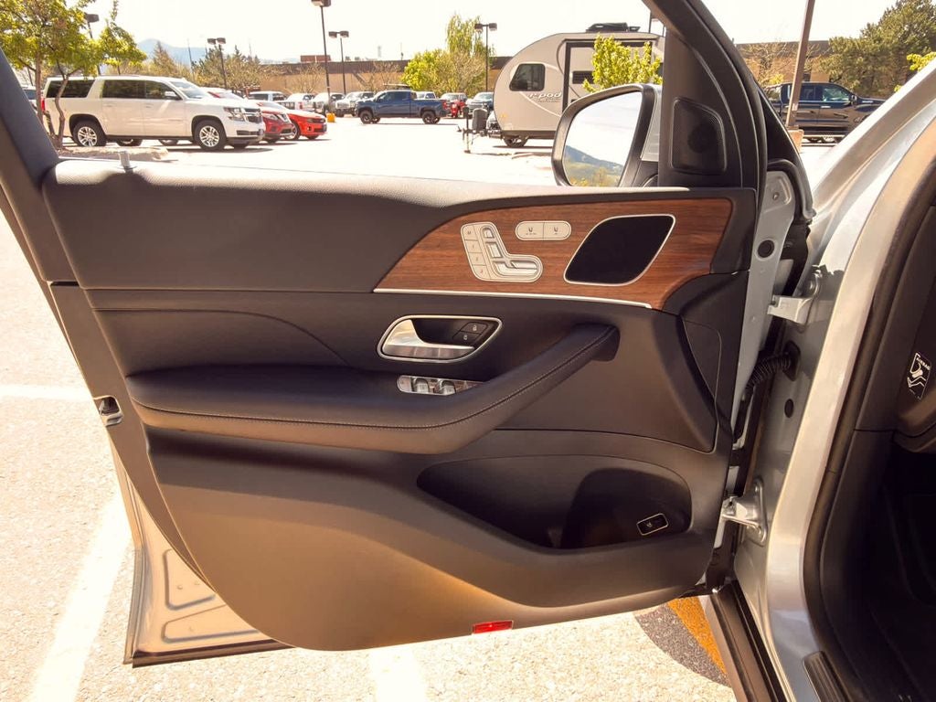 2025 Mercedes-Benz GLE GLE450 - Photo 10
