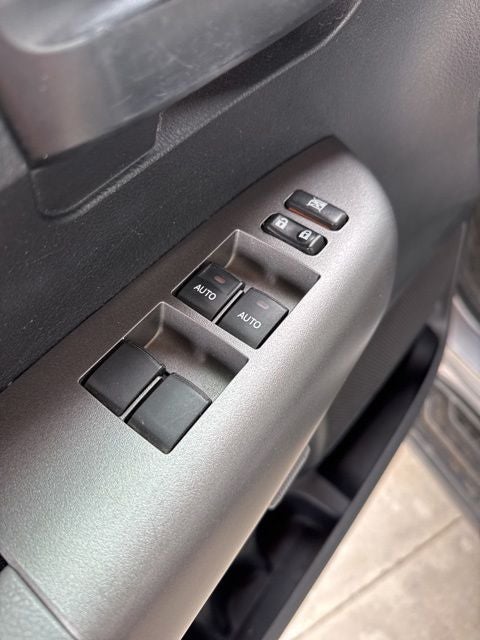 2012 Toyota Sequoia SR5