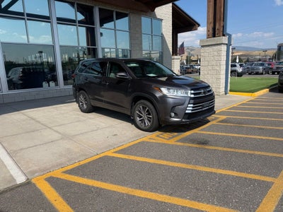 2018 Toyota Highlander SE