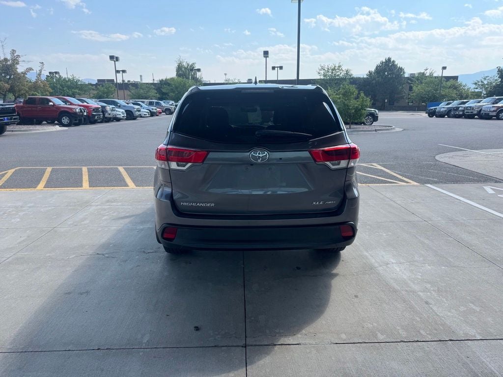 2018 Toyota Highlander SE