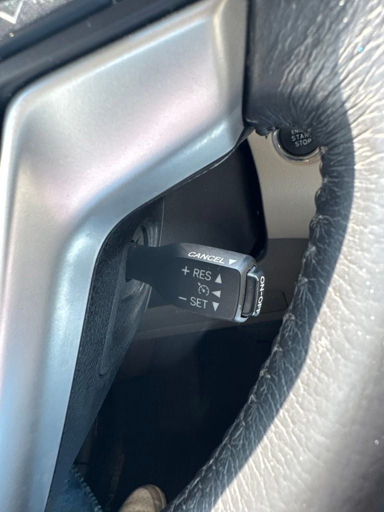 2017 Toyota Sienna XLE Auto Access Seat