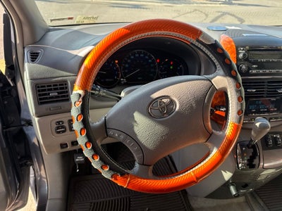 2006 Toyota Sienna XLE