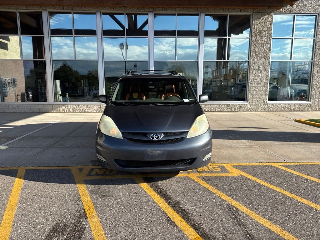 2006 Toyota Sienna XLE