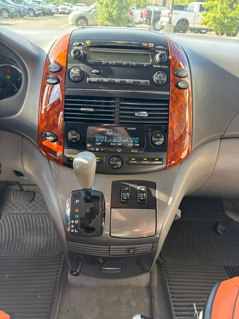 2006 Toyota Sienna XLE