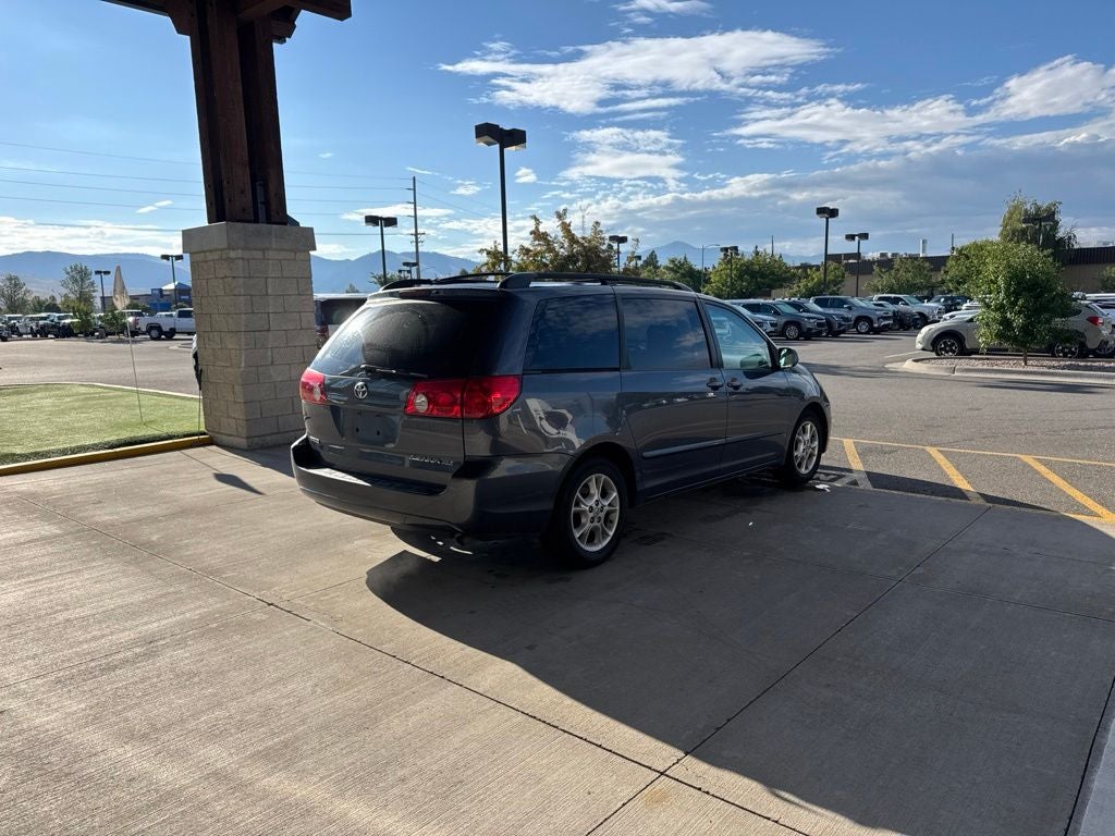 2006 Toyota Sienna XLE