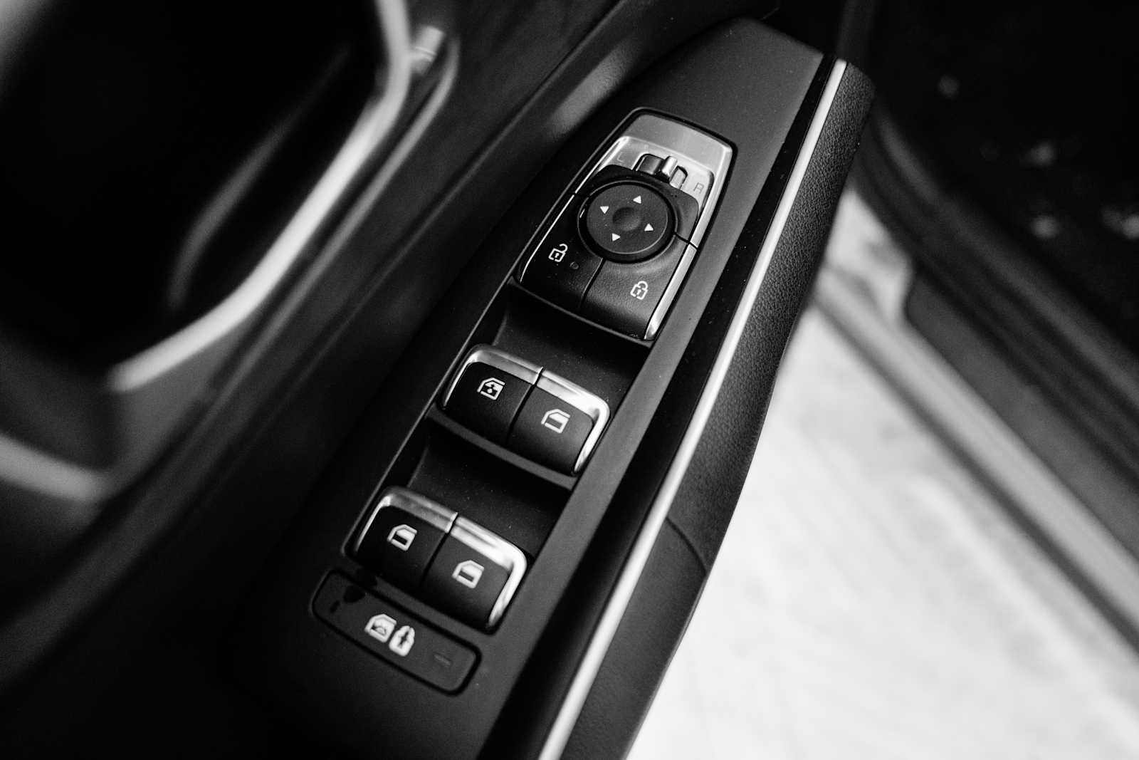 2025 Kia Sorento X-Line EX