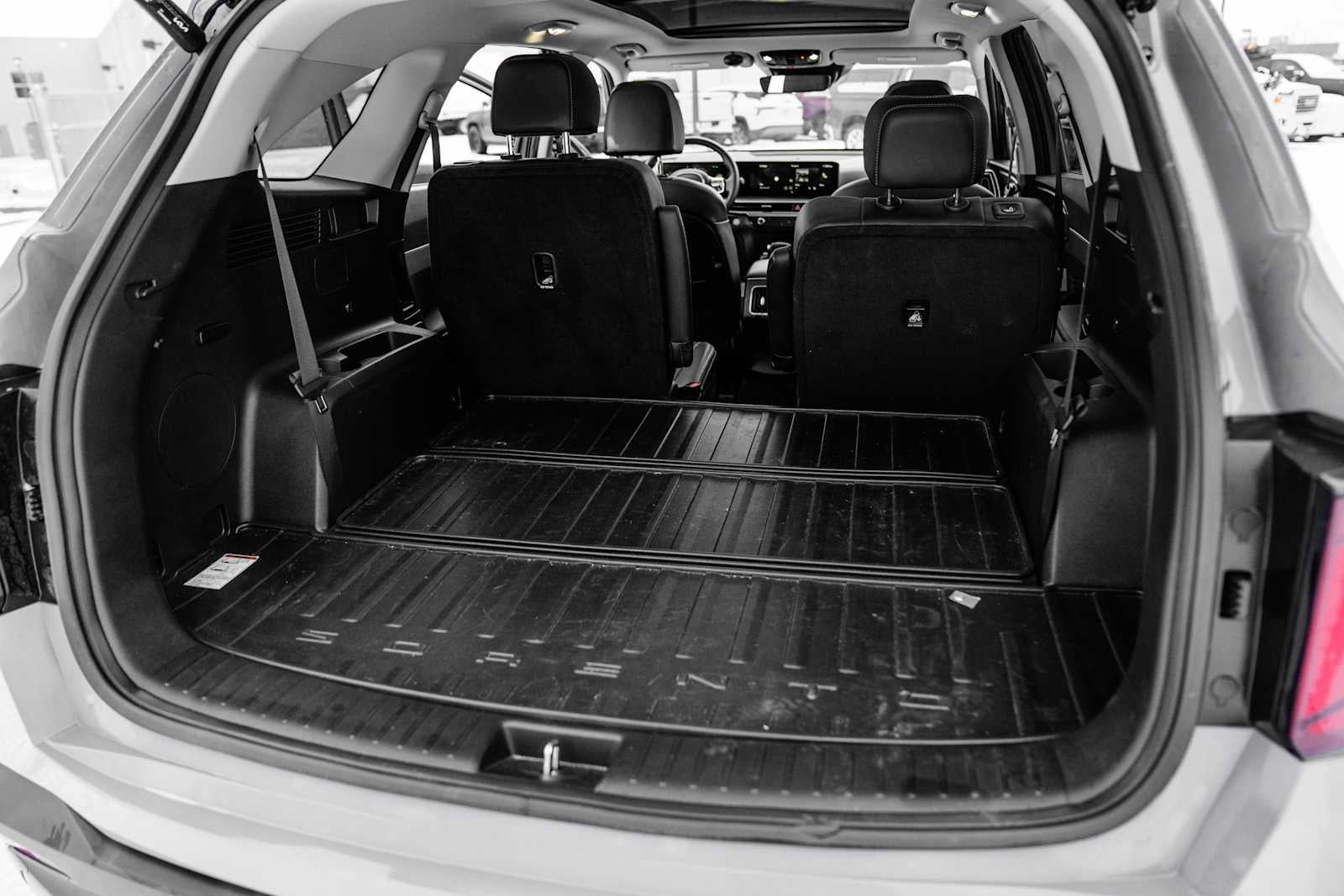 2025 Kia Sorento X-Line EX