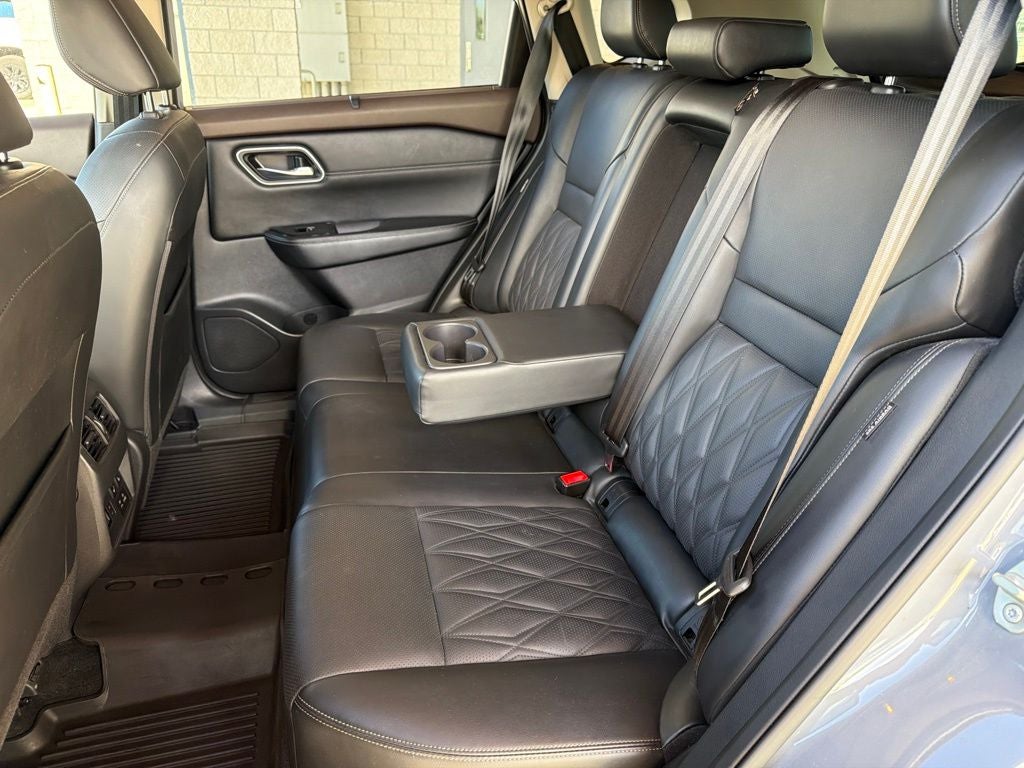 2022 Nissan Rogue Platinum