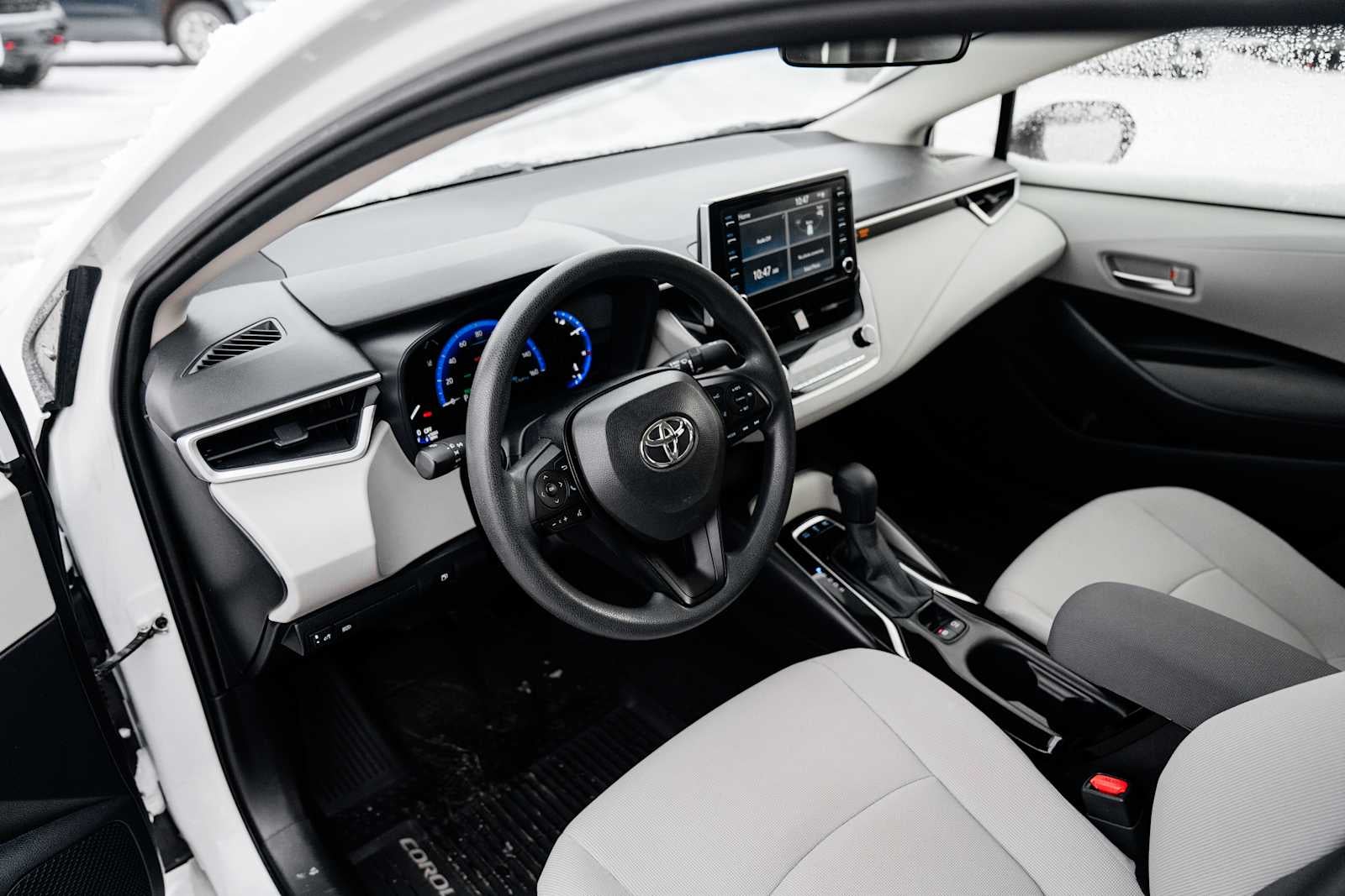 2021 Toyota Corolla Hybrid LE