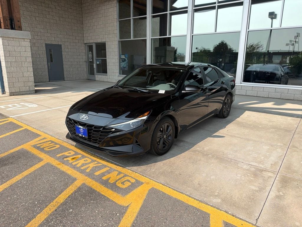 2022 Hyundai Elantra SEL