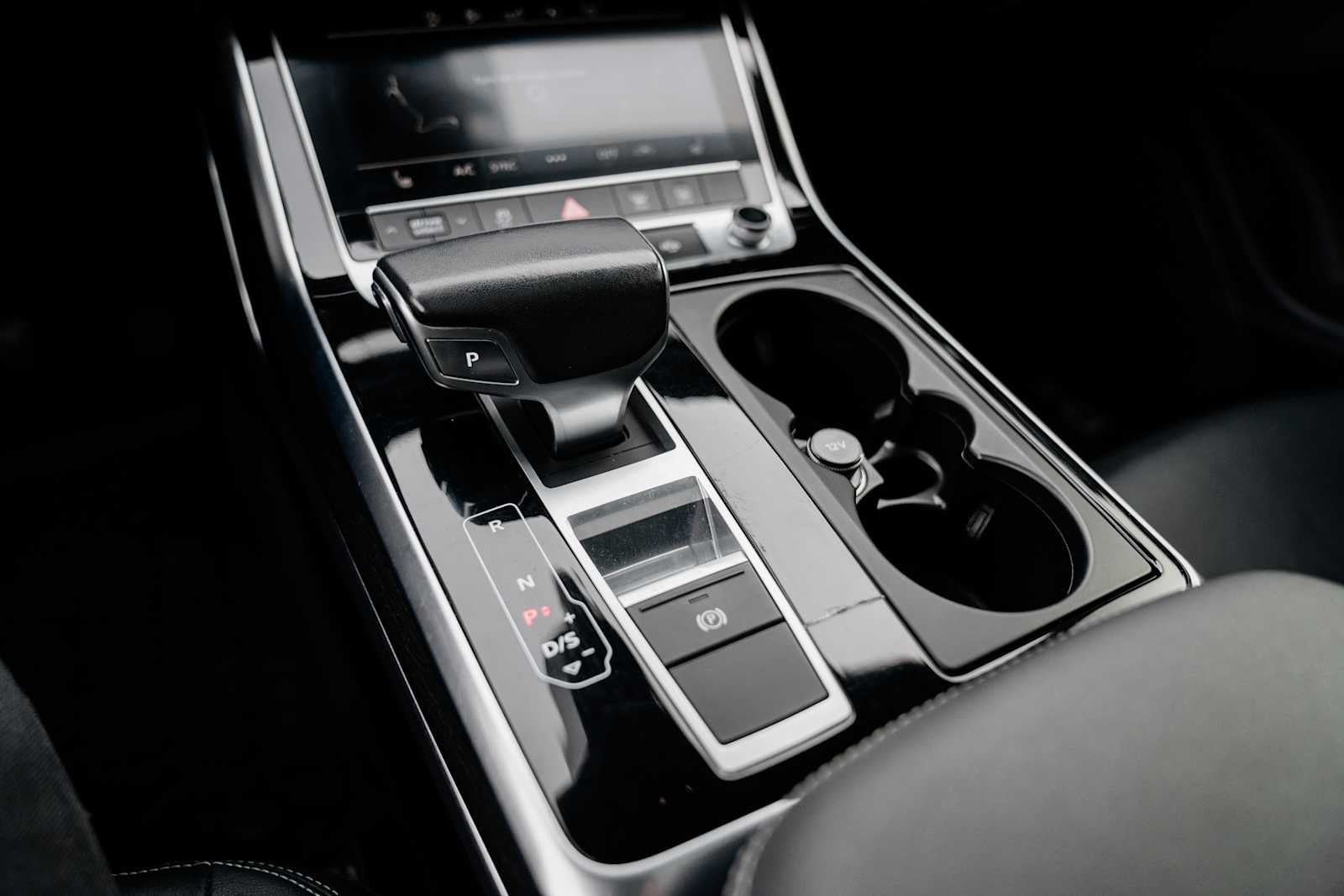 2019 Audi Q8 Premium